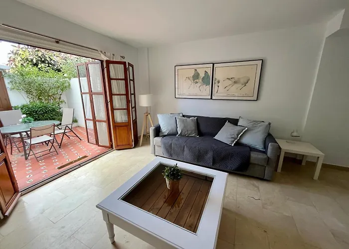 - Playa - En Urbanizacion Privada Cerca Del Mar Da5 * Estepona