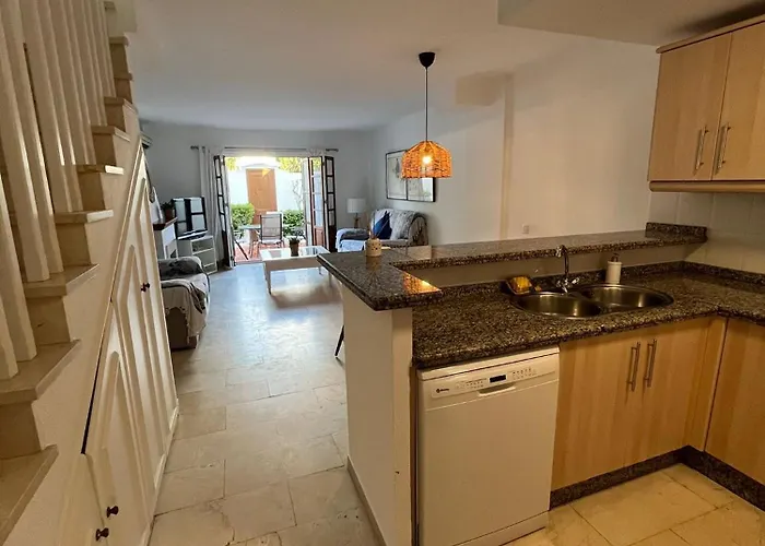 - Playa - En Urbanizacion Privada Cerca Del Mar Da5 埃斯特波纳